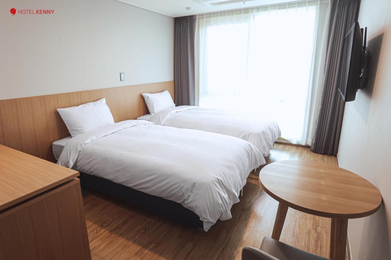 Hotel Kenny Йосу Экстерьер фото